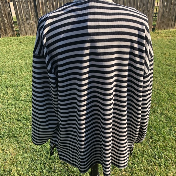 Black and white stripe knit cardigan from Express - Picture 3 of 7